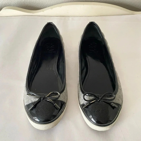 Tory Burch Skylar Slip-On Bow Ballet Grey Quilted Wool Patent Black Leather Shoe - Picture 2 of 9